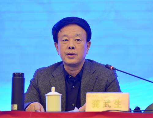龚武生:以述责述纪述廉述德为契机全面落实党风廉政建设责任