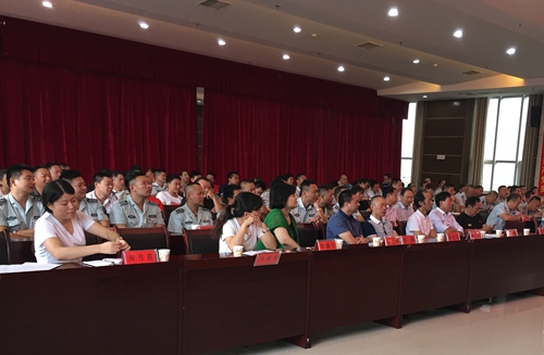 市城管执法局召开纪委工作部署会暨“两个专项整治”工作动员会2.jpg